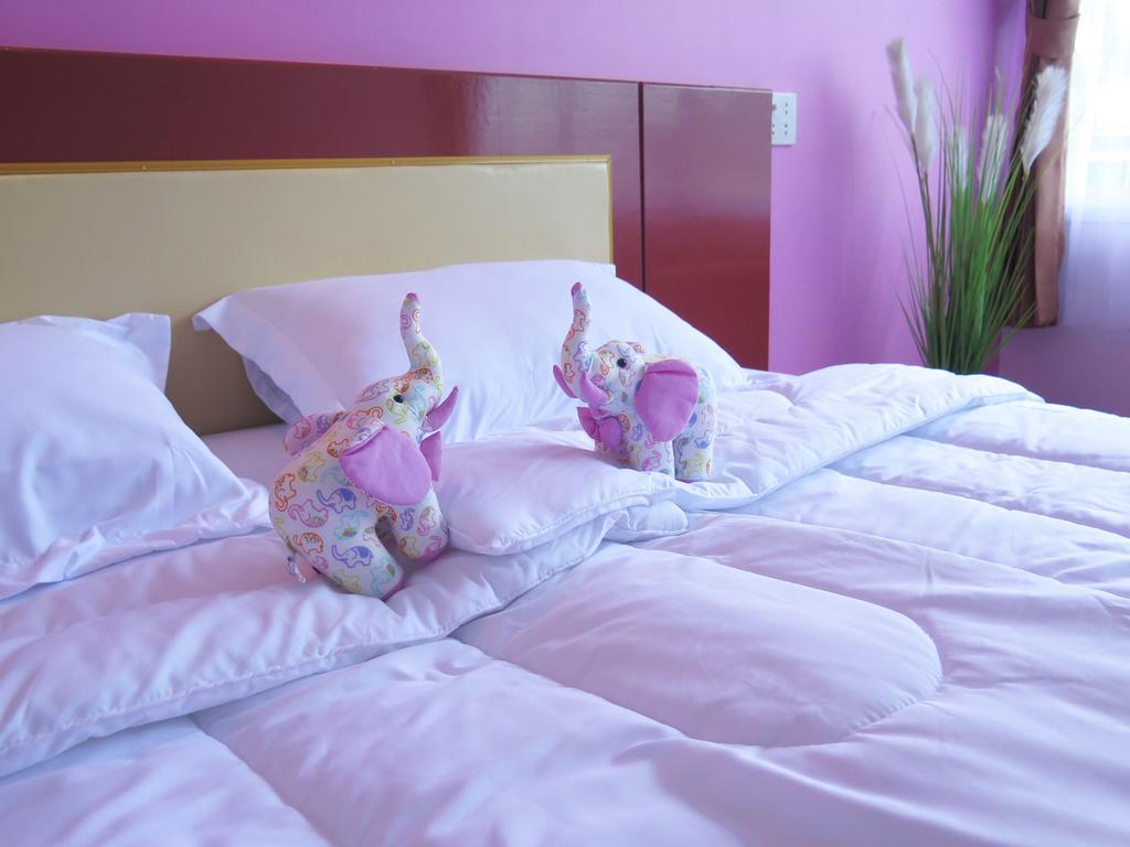 Your Place Inn Surin Eksteriør billede